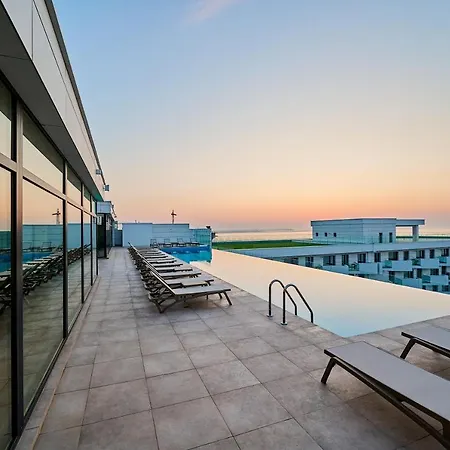Perfect Sea View - Infinity Pool&spa&ev Friendly Apartament *