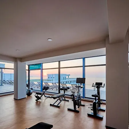 Perfect Sea View - Infinity Pool&spa&ev Friendly Apartment