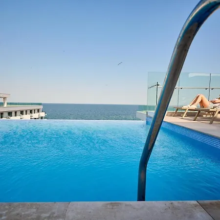 Perfect Sea View - Infinity Pool&spa&ev Friendly Apartment
